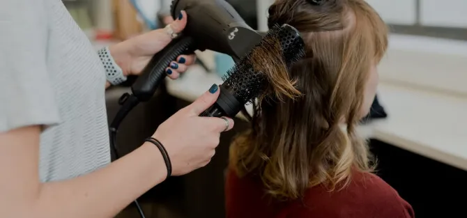 Wnętrze salonu fryzjerskiego maFryzka Studio – Warszawa Ursus